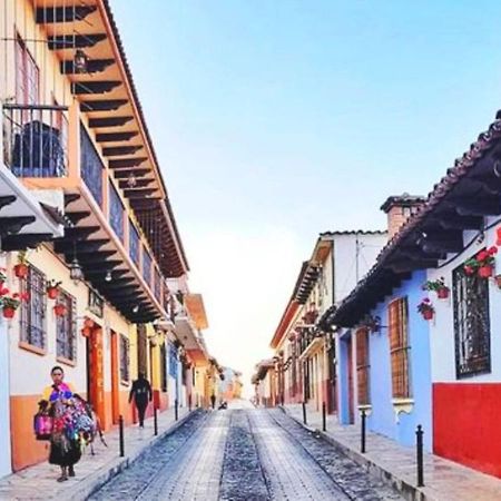 Hotel Don Quijote San Cristóbal de Las Casas Екстериор снимка