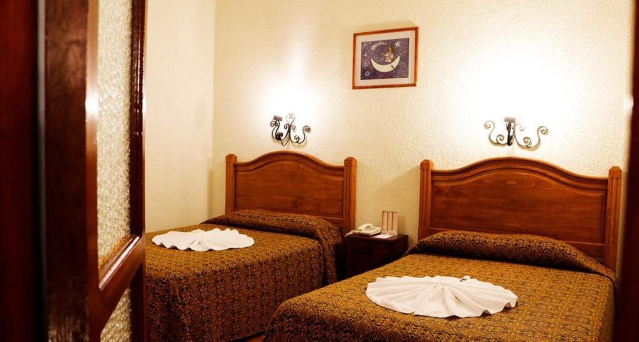 Hotel Don Quijote San Cristóbal de Las Casas Екстериор снимка