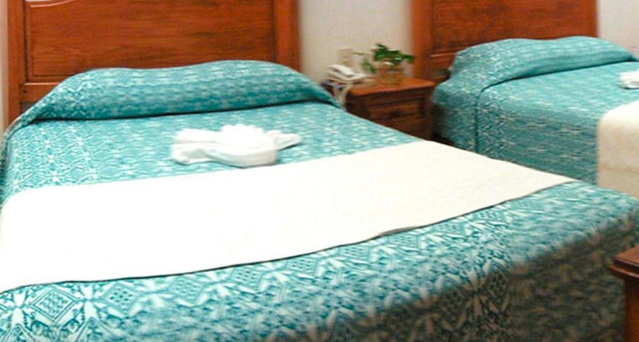 Hotel Don Quijote San Cristóbal de Las Casas Екстериор снимка