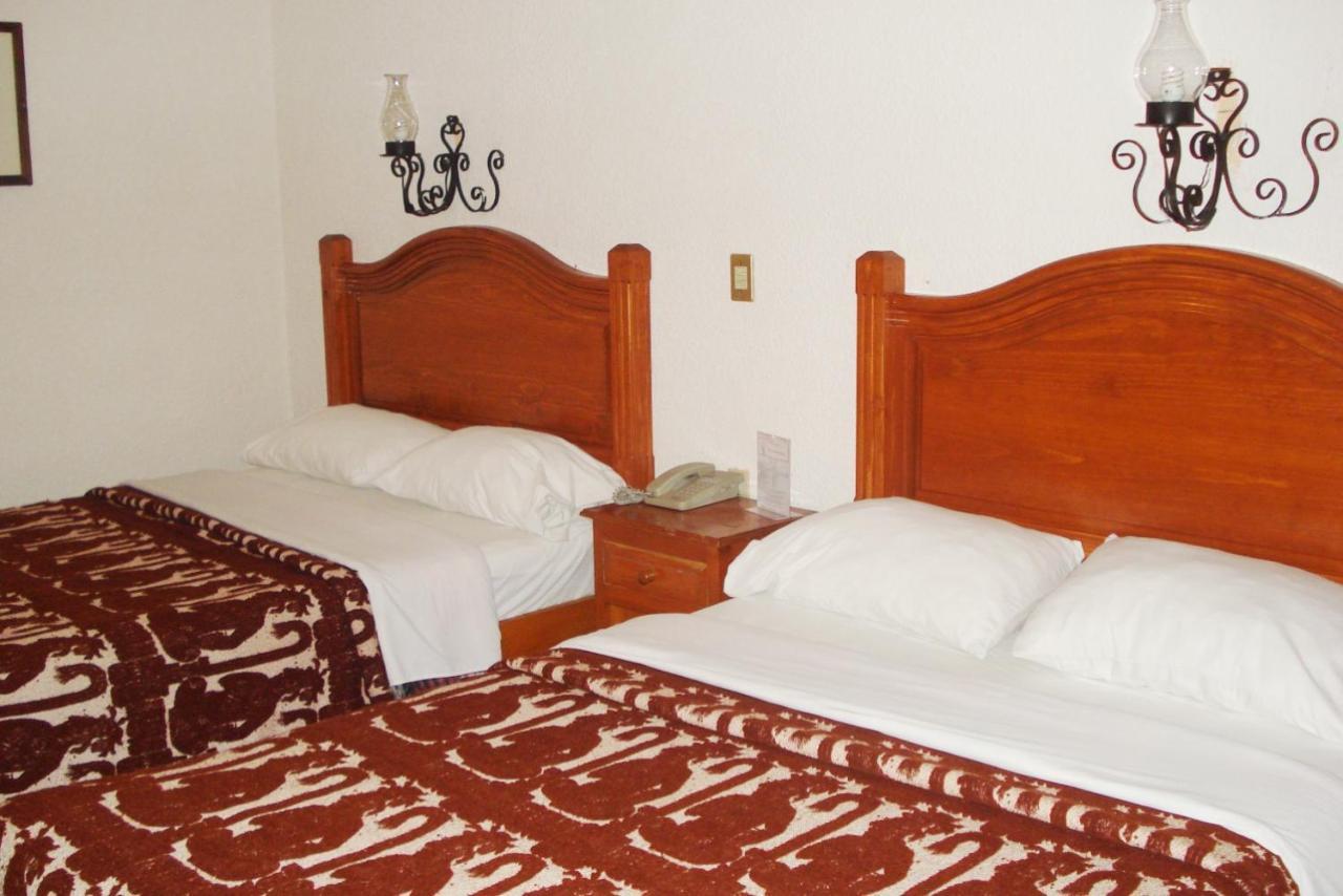 Hotel Don Quijote San Cristóbal de Las Casas Екстериор снимка