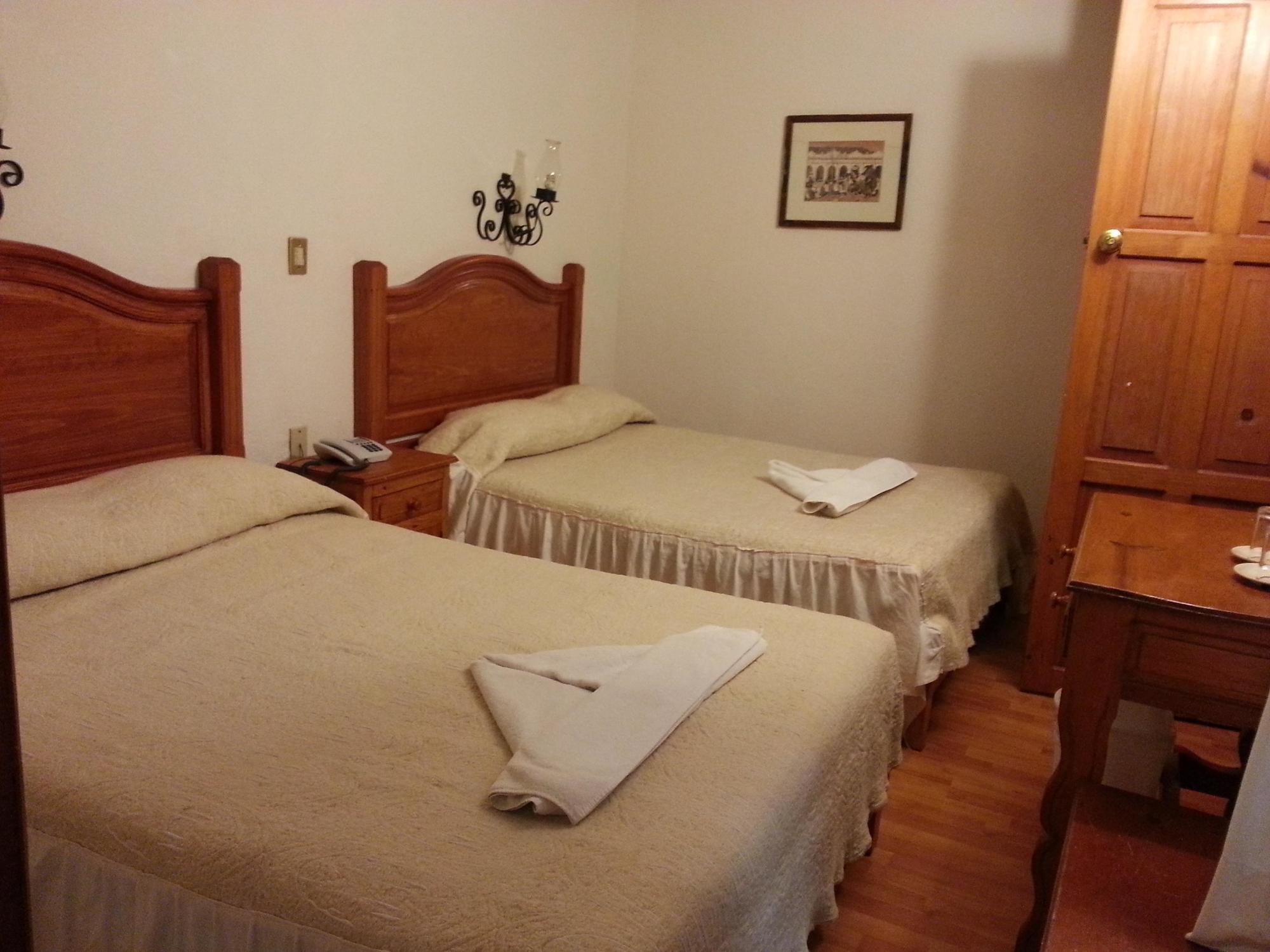 Hotel Don Quijote San Cristóbal de Las Casas Екстериор снимка