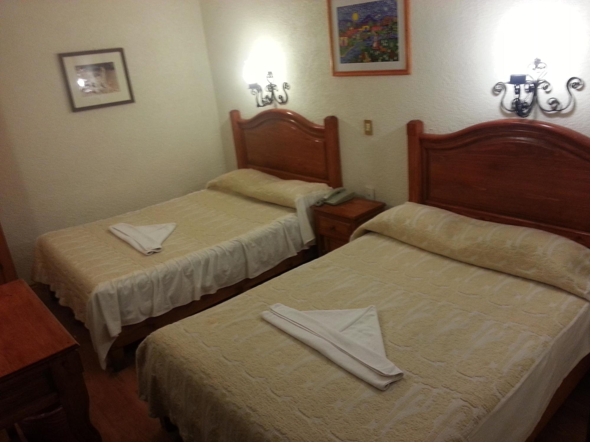 Hotel Don Quijote San Cristóbal de Las Casas Екстериор снимка