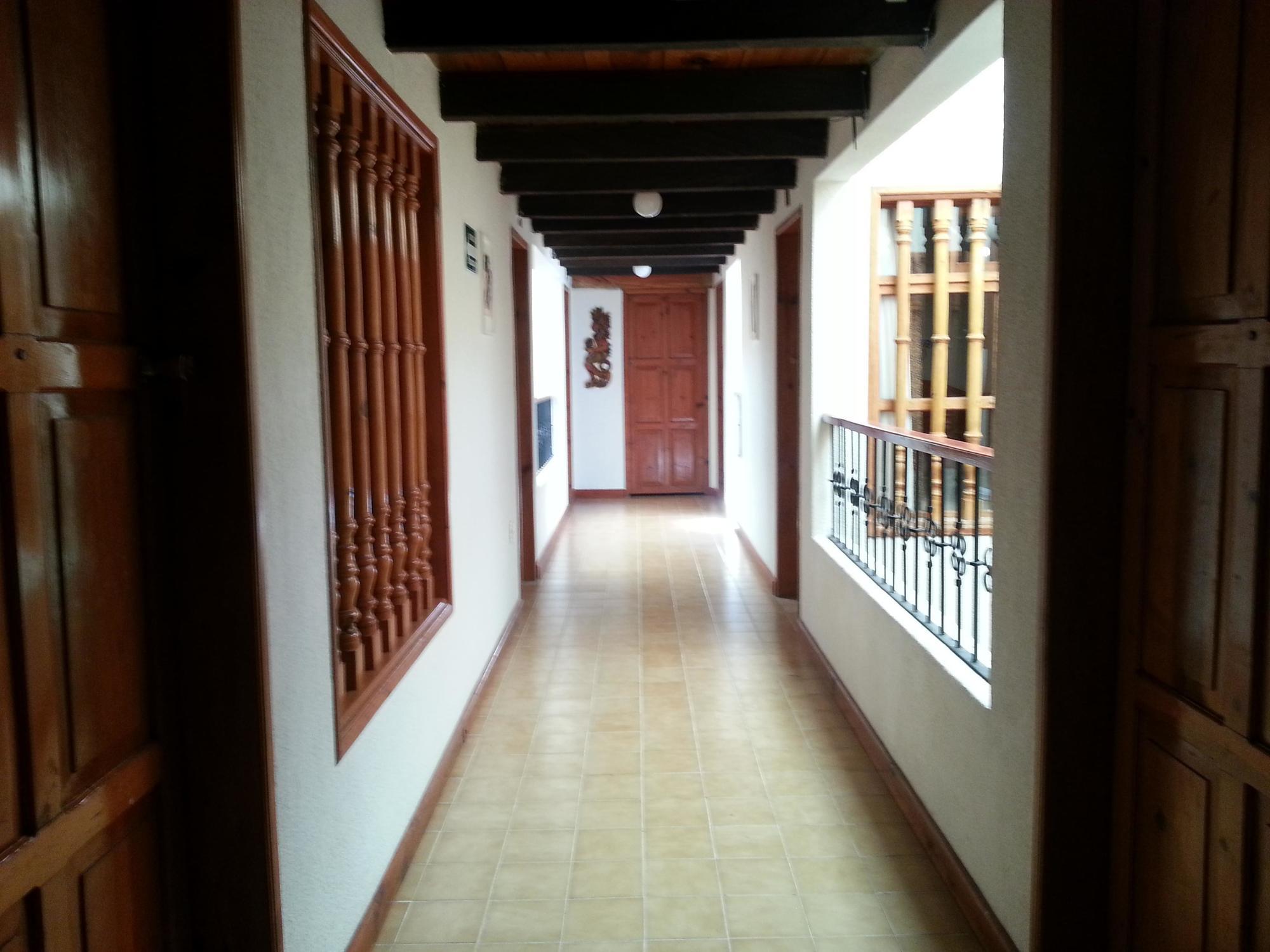 Hotel Don Quijote San Cristóbal de Las Casas Екстериор снимка