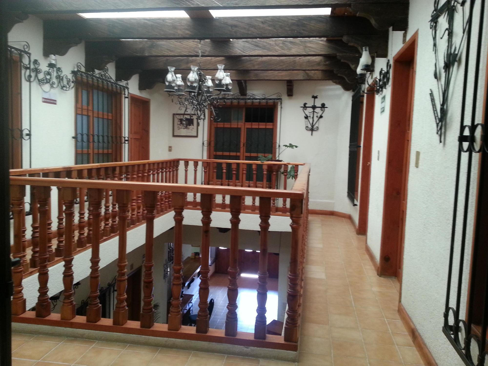 Hotel Don Quijote San Cristóbal de Las Casas Екстериор снимка
