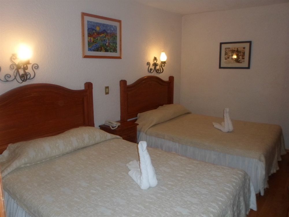 Hotel Don Quijote San Cristóbal de Las Casas Екстериор снимка